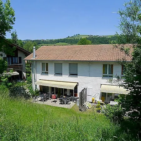 Sleeps 12 Wifi